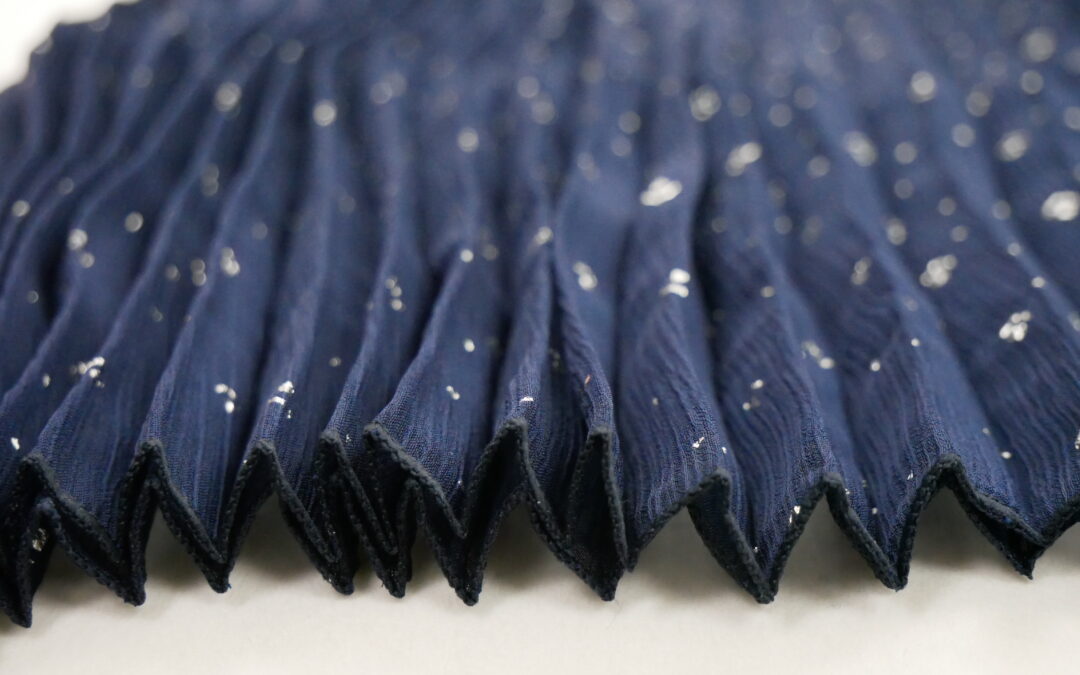 Le Plissage Soleil : L’Art de l’Éclat et du Mouvement